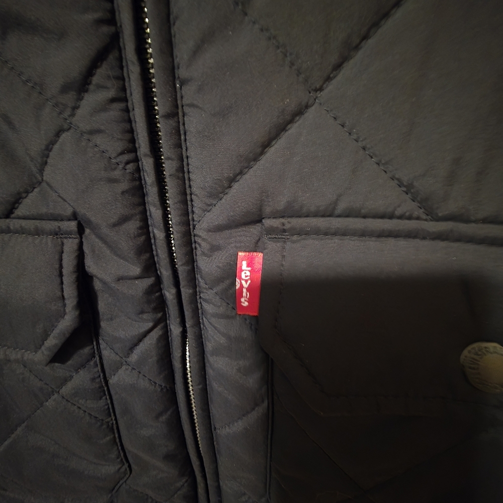 Levi's Dark Quilted Jacket - Picture 2 of 9